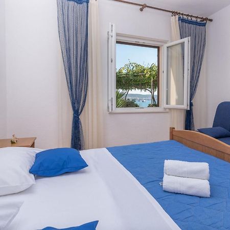 Apartments Vin Trogir Exterior foto