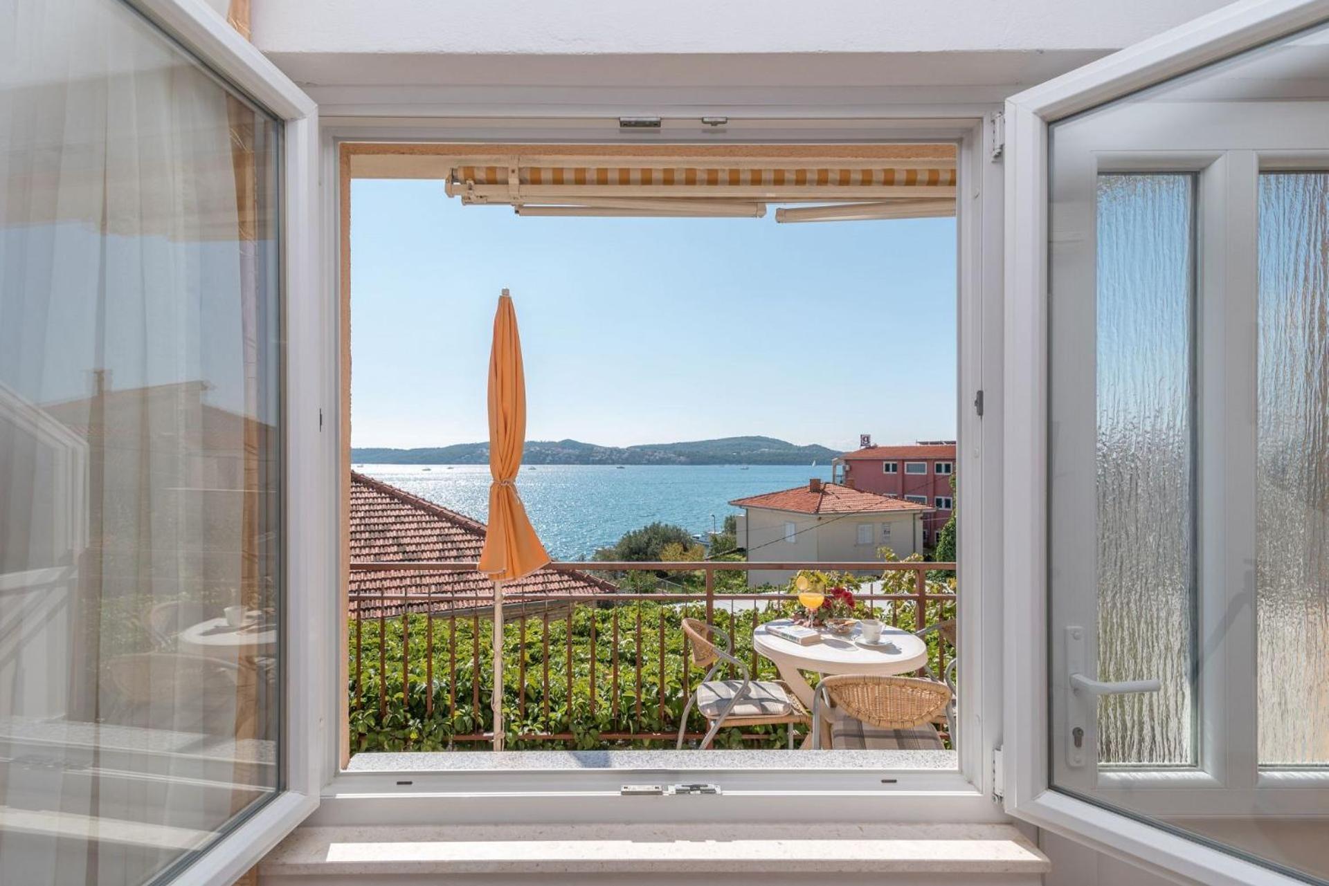 Apartments Vin Trogir Exterior foto